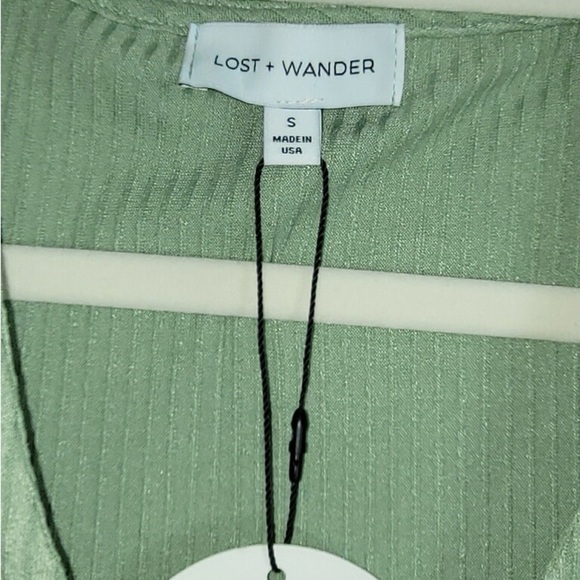 LOST + WANDER SIREN TREASURE CARDIGAN SIZE S NWT - Picture 2 of 12